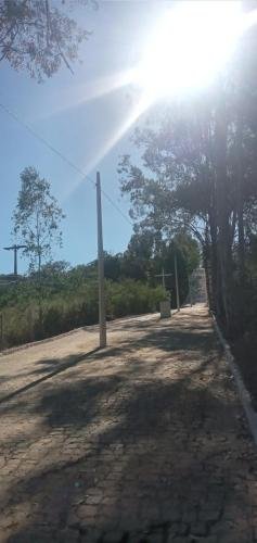 The street/trail leading to the Igreja De Santa Terezinha