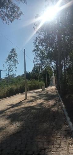 The street/trail leading to the Igreja De Santa Terezinha
