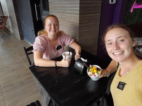 Alyssa and Sister Fuller with Acai bowls