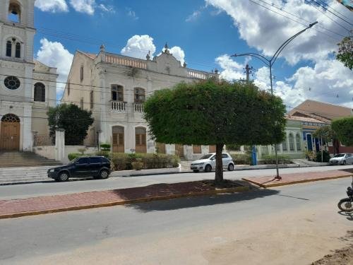 A street on Pesqueira on a P-day activity