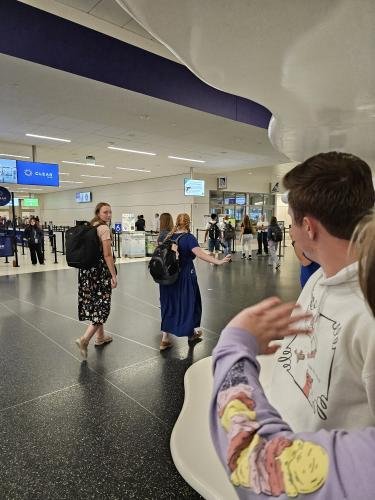 Alyssa and Sister Fuller head to TSA, then to board their plane for Brazil