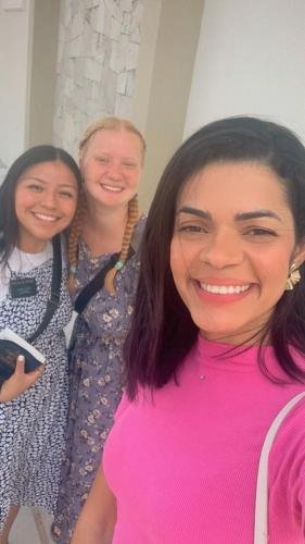 Alyssa and Sister Villatoro in a selfie with another sister