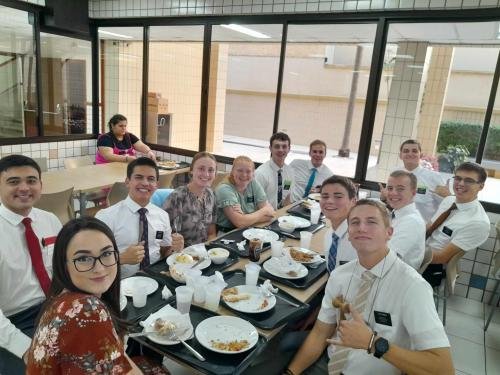 District family dinner with the instructors