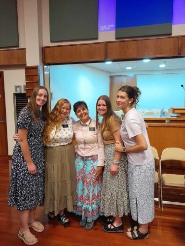 Alyssa and Sister Fuller with other sister missionaries in the Brazil BTC